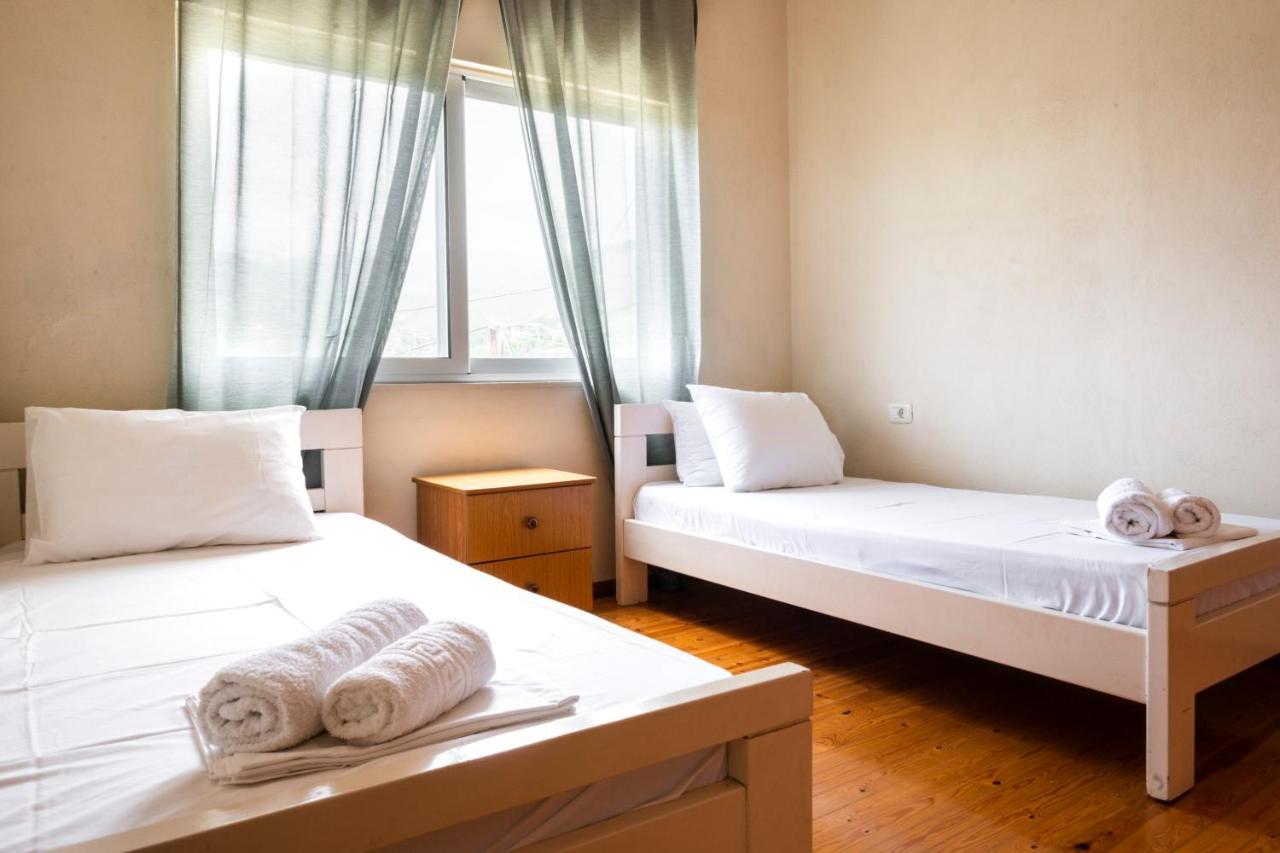 הימארה Janakis Apartments מראה חיצוני תמונה
