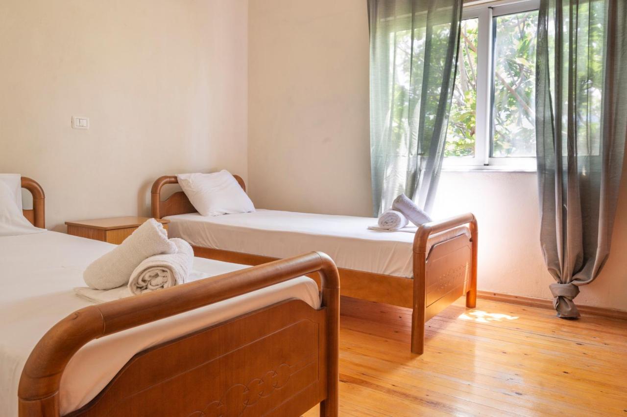 הימארה Janakis Apartments מראה חיצוני תמונה